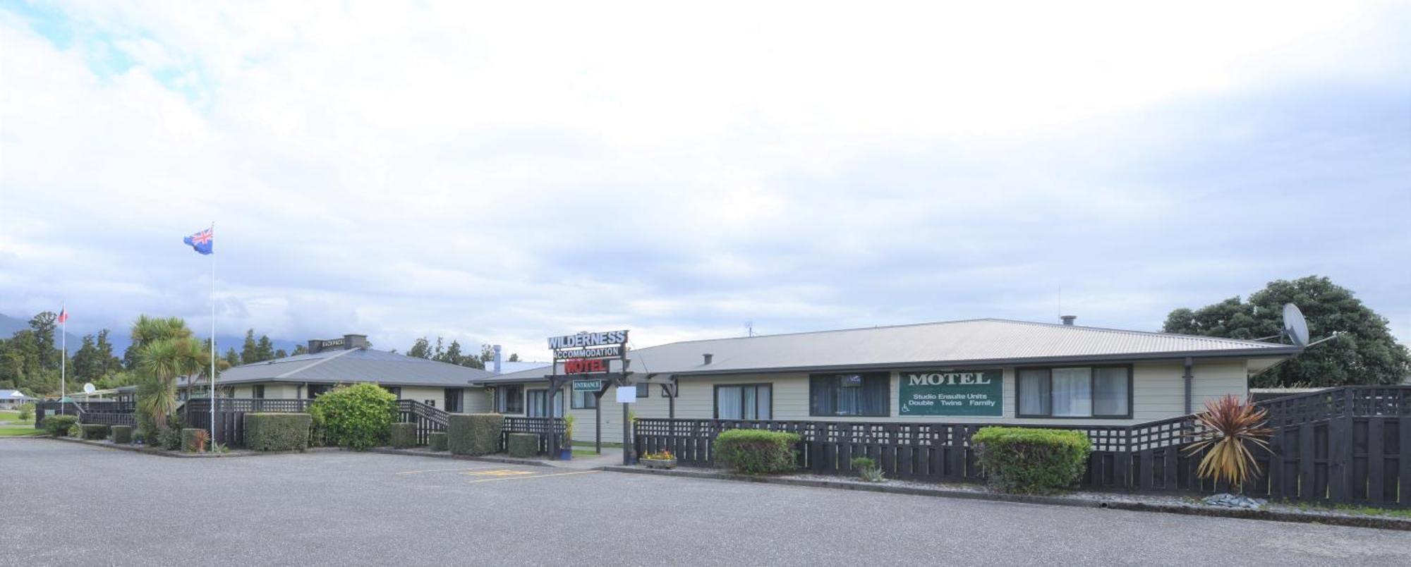 Wilderness Motel Accommodation Haast Zewnętrze zdjęcie